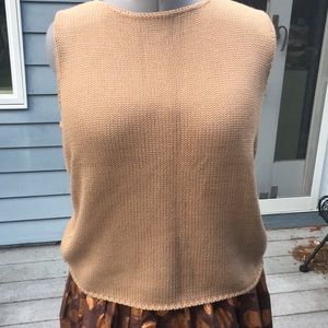 Sleeveless sweater NWT light brown size L